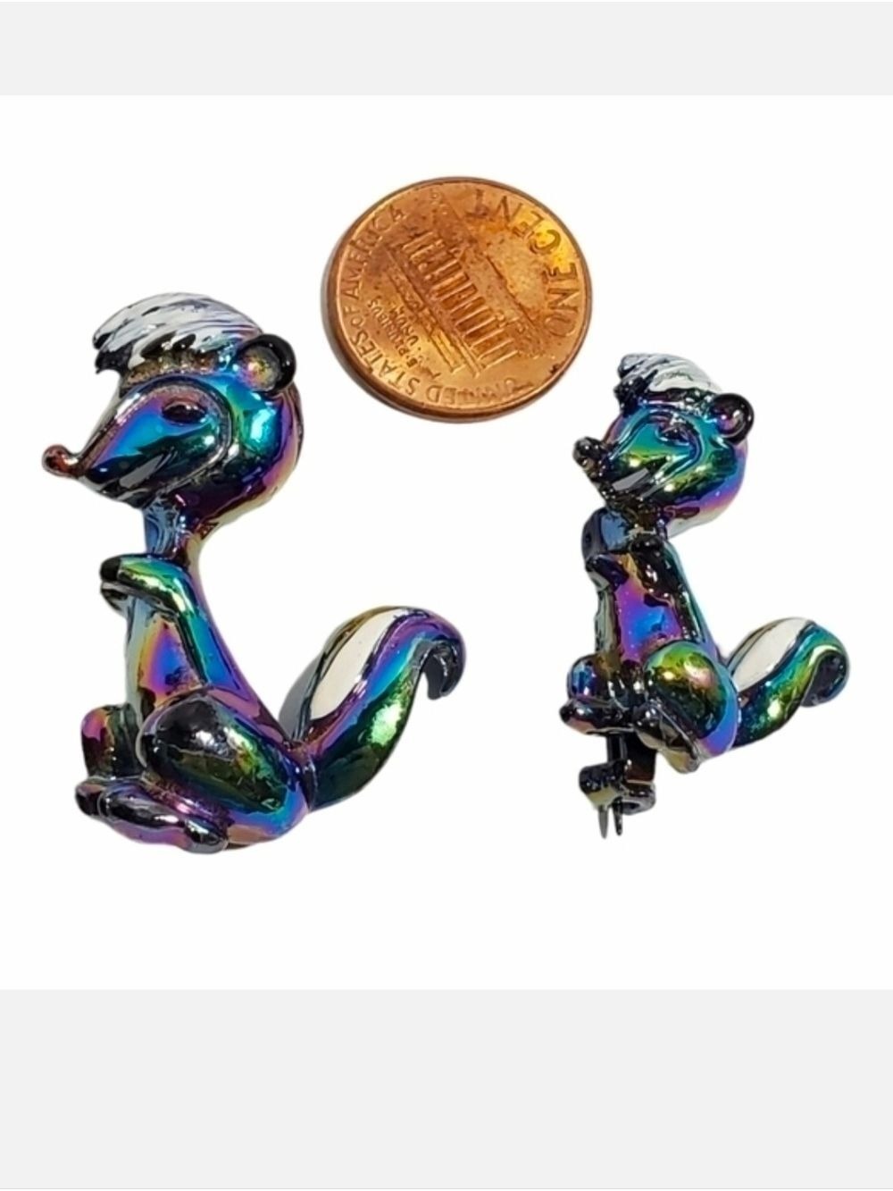 Vintage 60's Skunk Brooches scatter pins Carnival iridescent metal